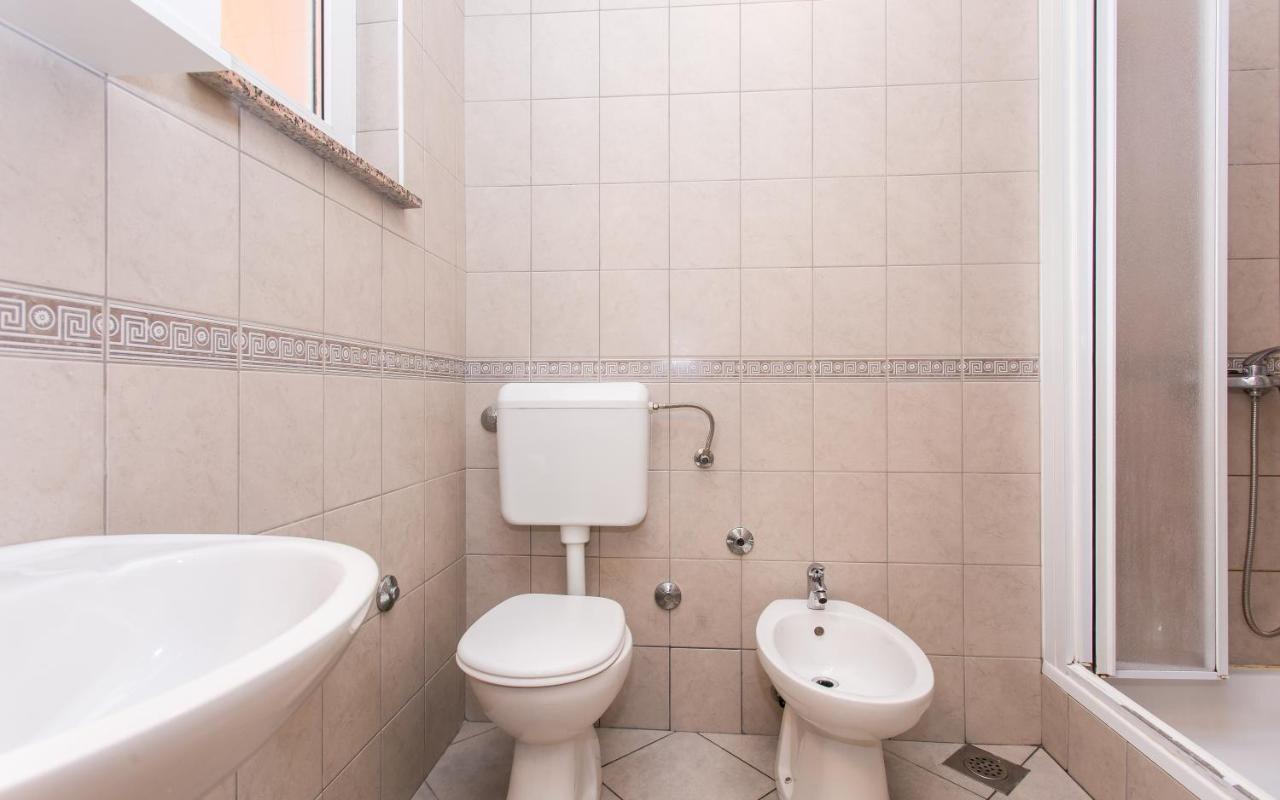 Apartman Justinic Šilo Dış mekan fotoğraf