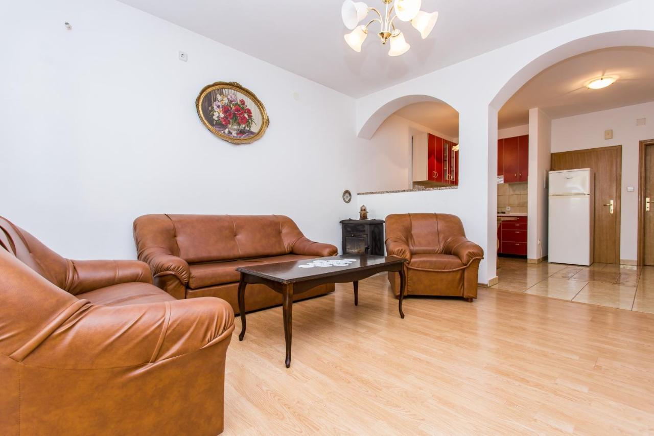 Apartman Justinic Šilo Dış mekan fotoğraf