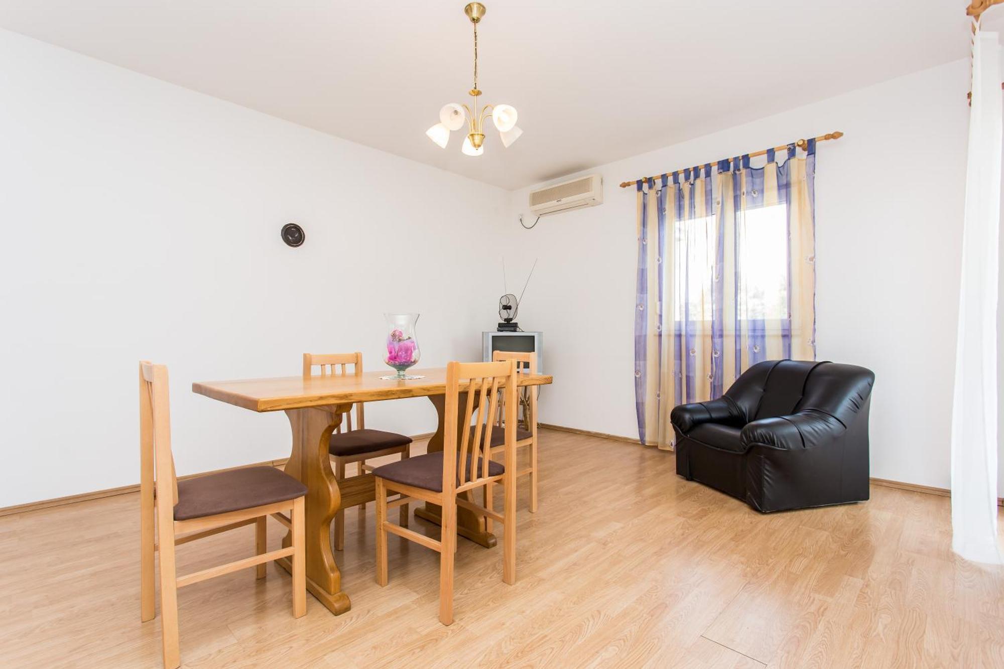 Apartman Justinic Šilo Oda fotoğraf